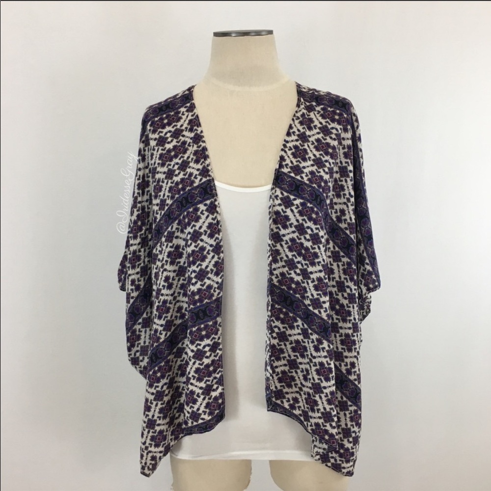 Brandy Melville purple floral kimono
